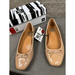 DV Dolce Vita Moxy Ballet Flats Shoes Womens Size 6.5 Cafe DW624783 NEW